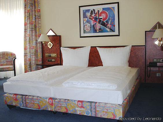 Hotel President Frankfurt Frankfurt am Main Room photo